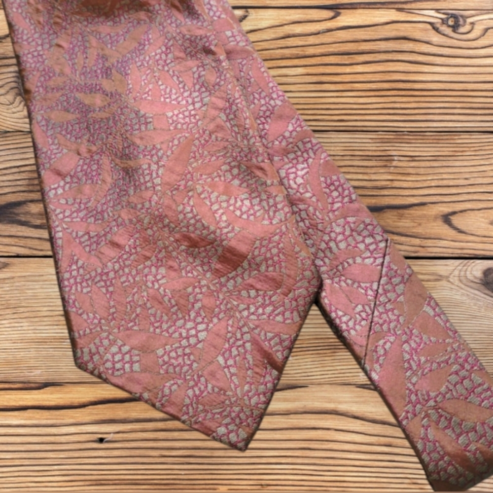 Vintage Nordstrom Men's 100% Silk Mauve Tie